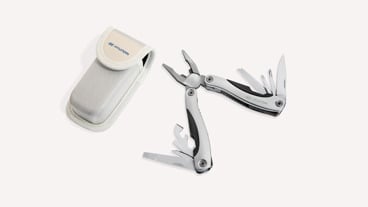 Hyundai multitool