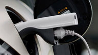 Hyundai V2L adapter